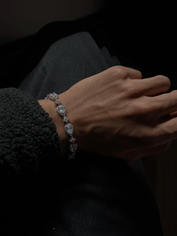 Legacy Luxe | Star Drop Bracelets